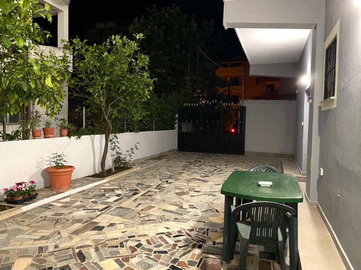 Lumturi Resident Apartment Durres Exterior photo