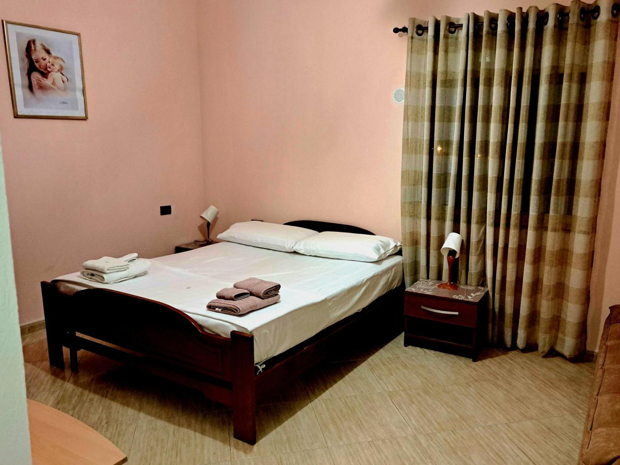 Lumturi Resident Apartment Durres Room photo